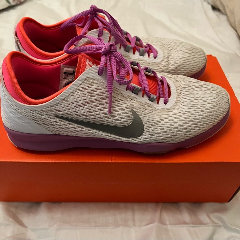 Nike zoom sneakers women 7